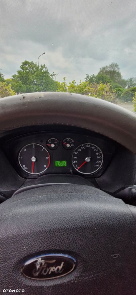 Ford Focus 1.6 TDCi DPF Ambiente - 7