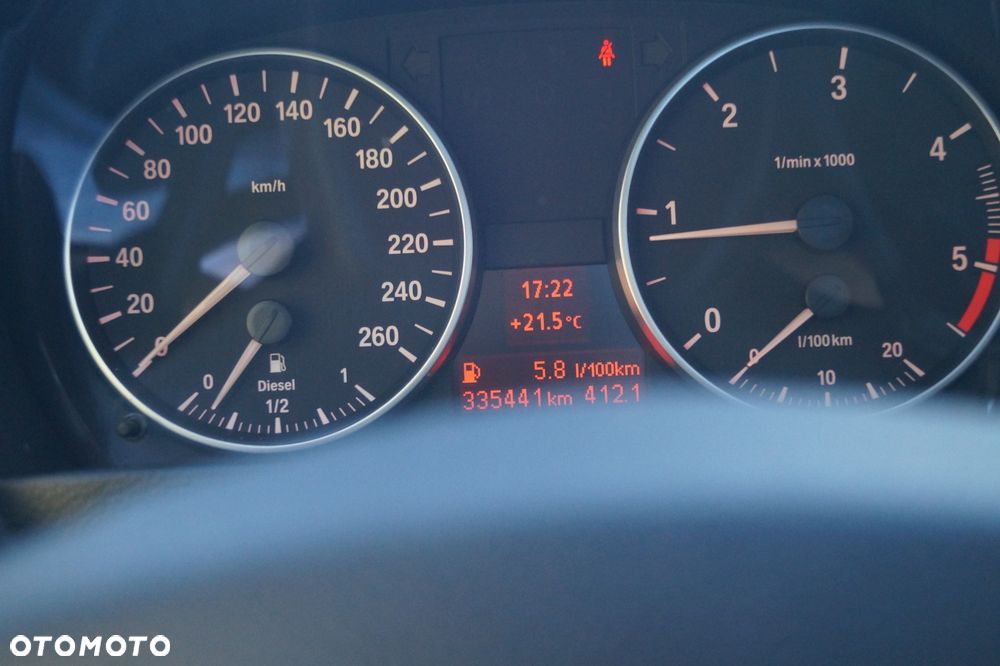 BMW Seria 3 320d - 22