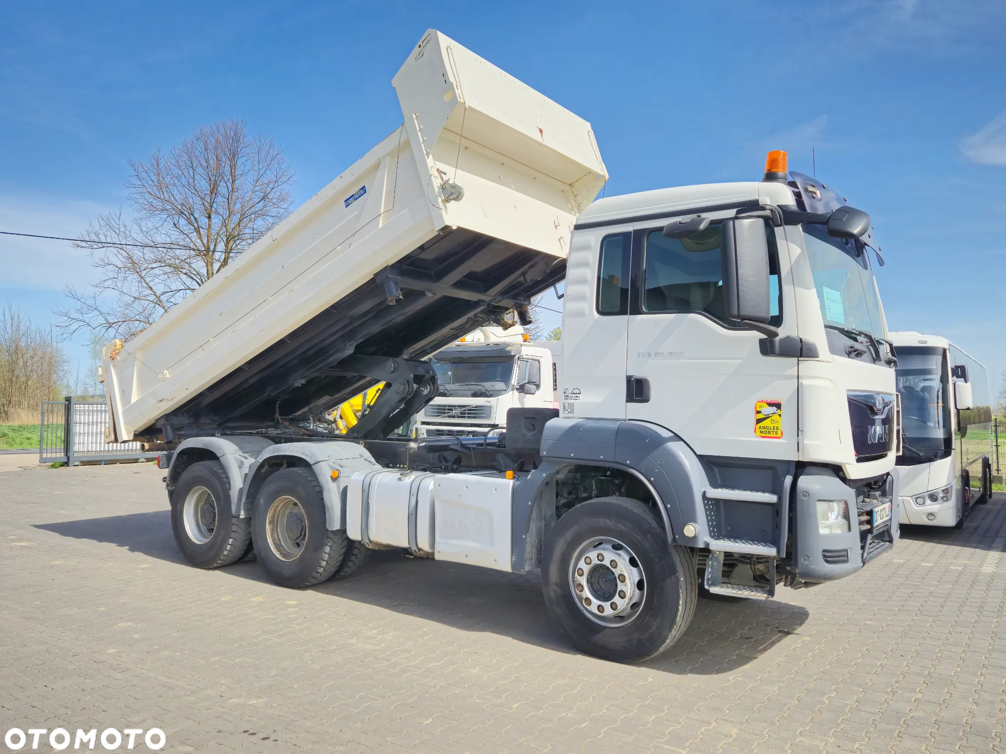 MAN MAN TGS 26.360 / 2 STRONNA WYWROTKA / EURO 6 - 7