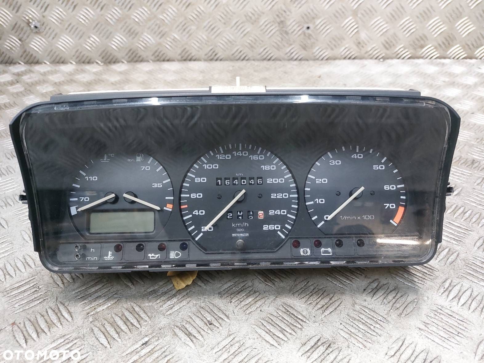 LICZNIK ZEGARY VOLKSWAGEN PASSAT B3 1.8 8V 357919033GJ - 1