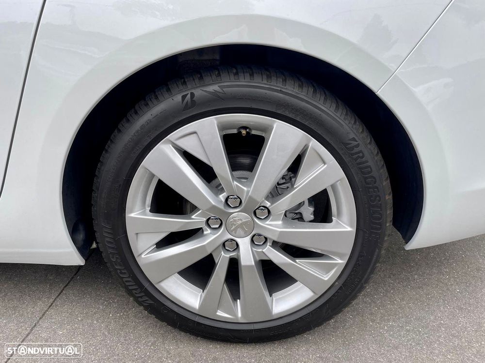 Peugeot 308 1.6 BlueHDi Allure J17 - 7