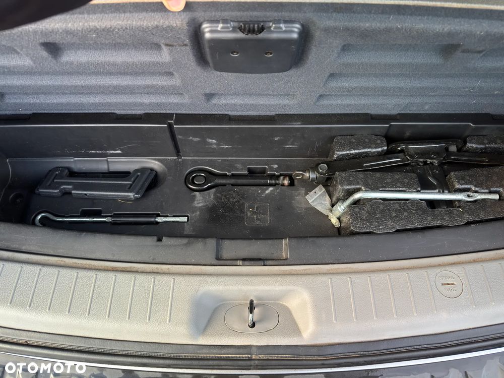 Hyundai Santa Fe - 37