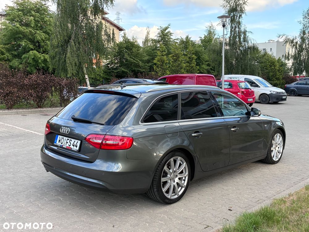Audi A4 Avant 2.0 TDI DPF S line Sportpaket - 31