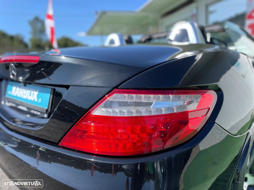Mercedes-Benz SLK 200 (BlueEFFICIENCY) 7G-TRONIC - 12