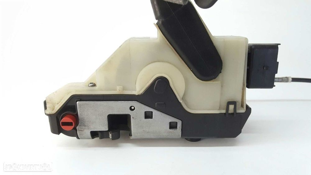 FECHADURA PORTA TRASEIRA ESQUERDA PEUGEOT 208 ACTIVE - 7