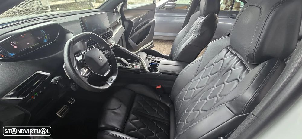 Peugeot 3008 1.6 Hybrid4 GT Pack e-EAT8 - 20