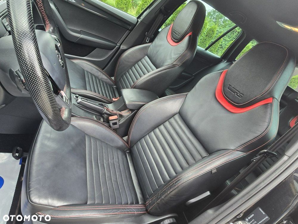 Skoda Octavia 2.0 TDI RS Challenge DSG - 19