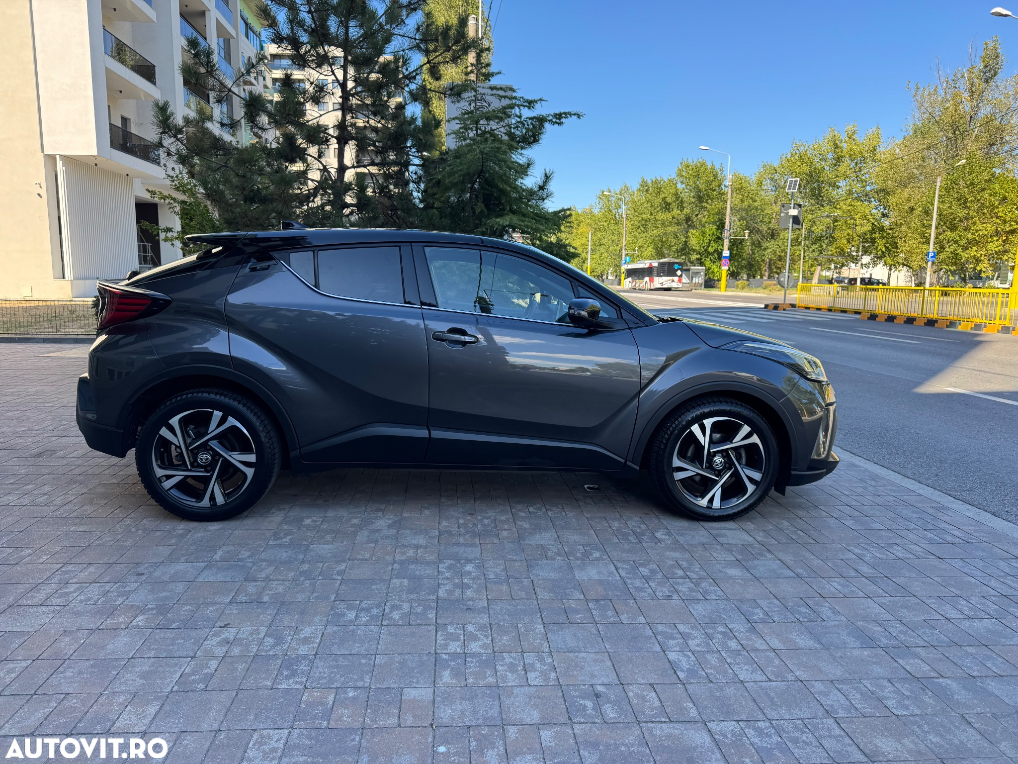 Toyota C-HR 1.8 HSD 122 CP 4x2 CVT C-ult Style bi-tone - 9
