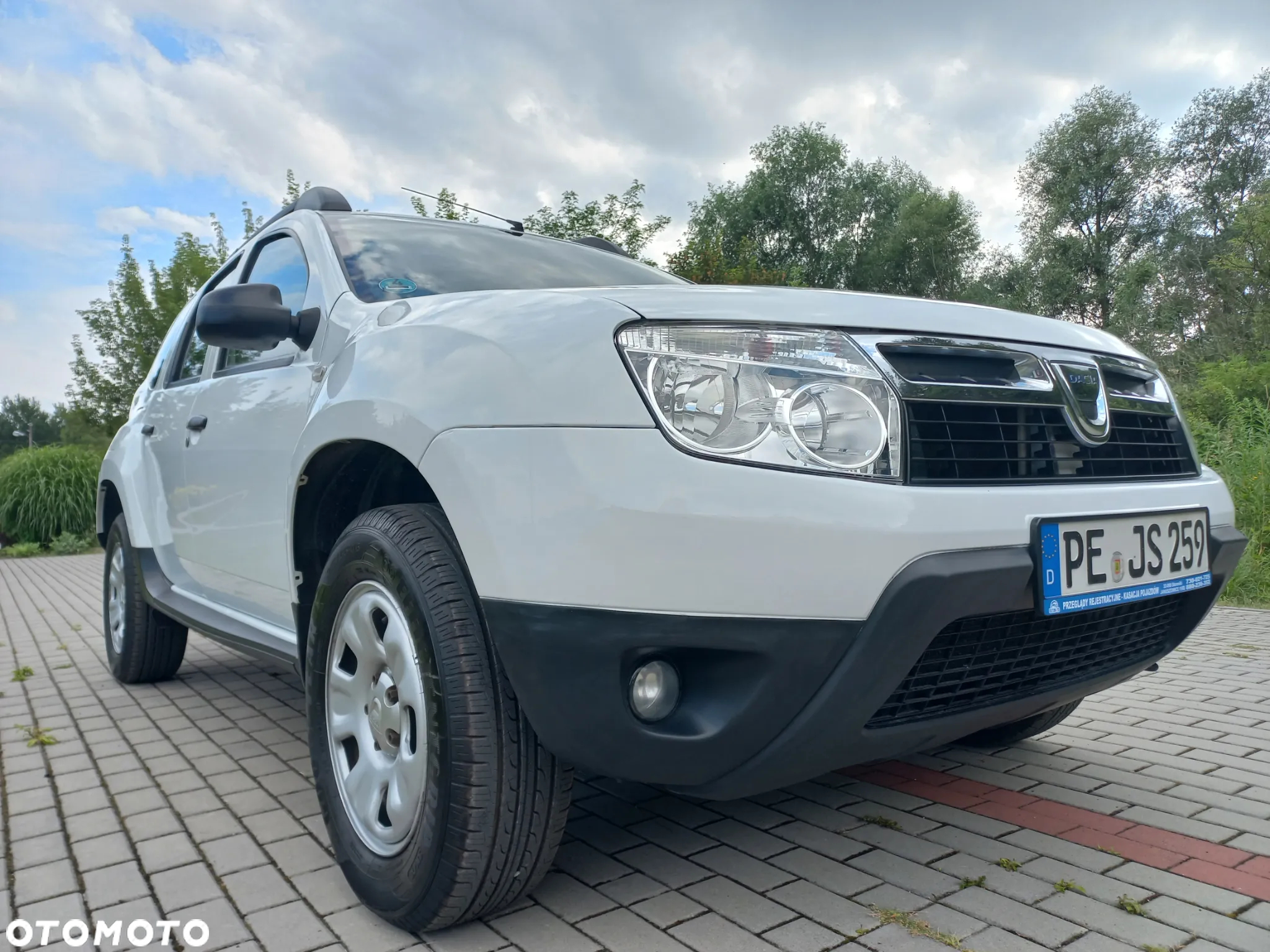 Dacia Duster 1.6 - 12