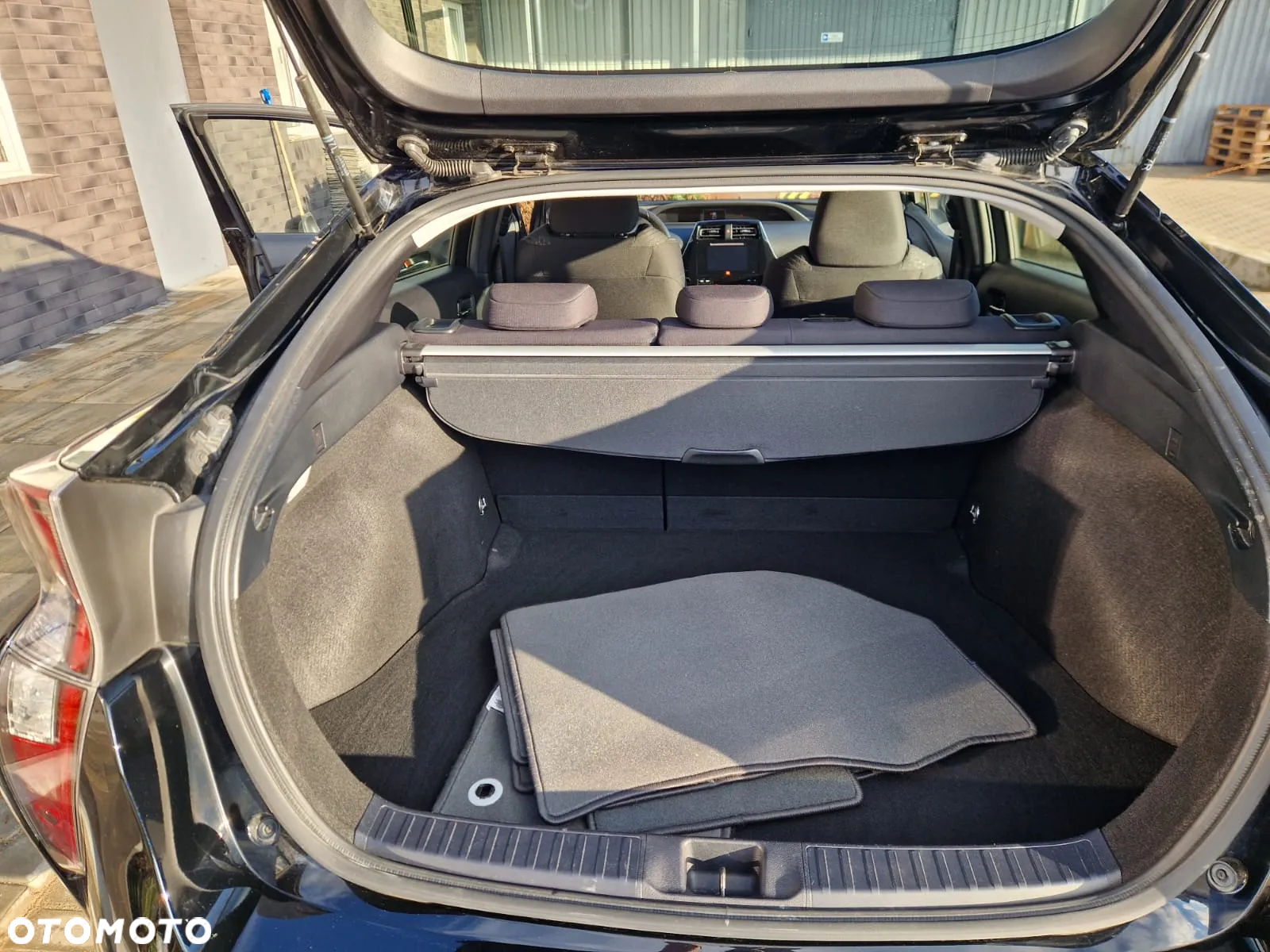 Toyota Prius 1.8 Hybrid Comfort - 27