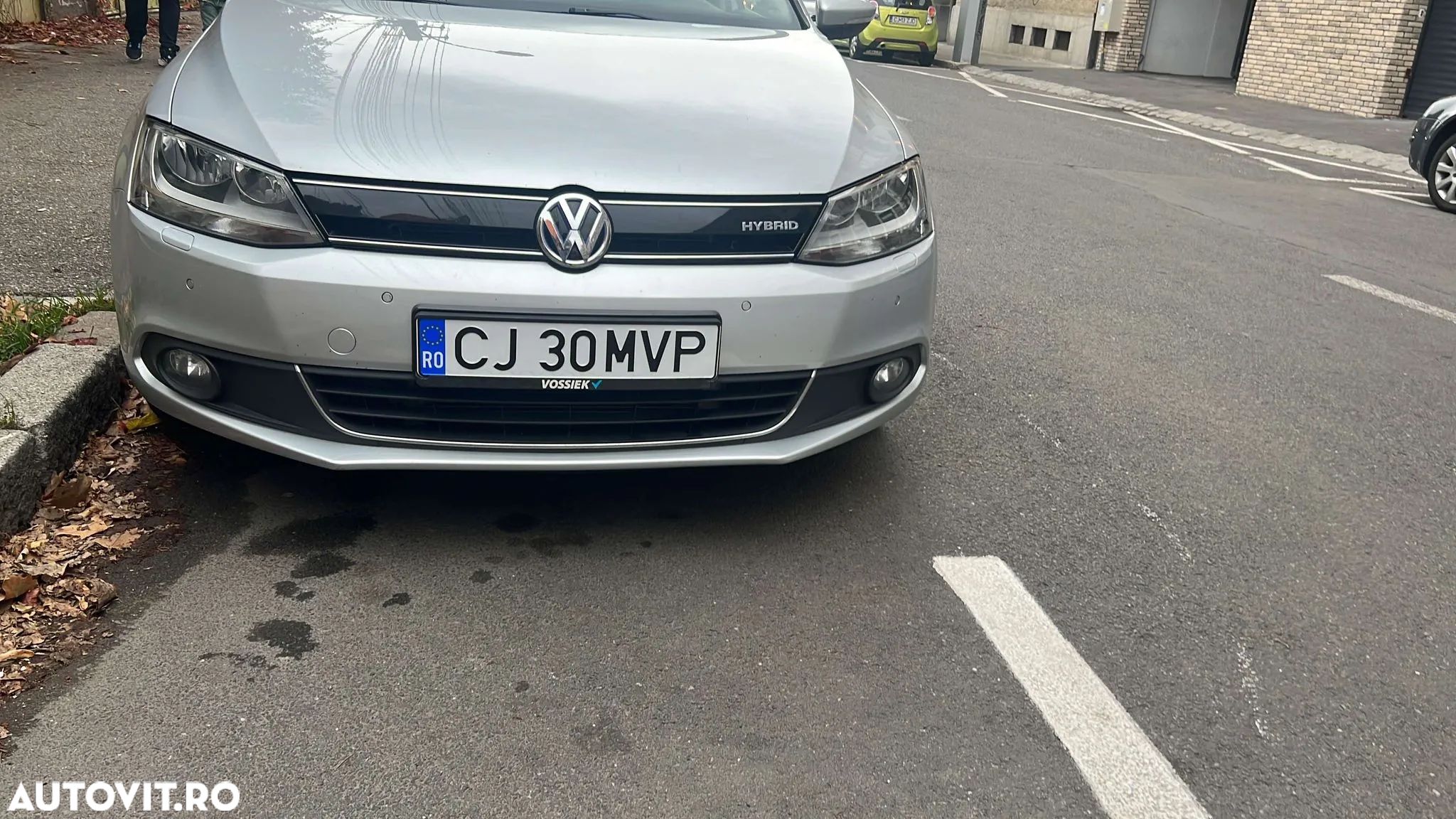 Volkswagen Jetta - 1