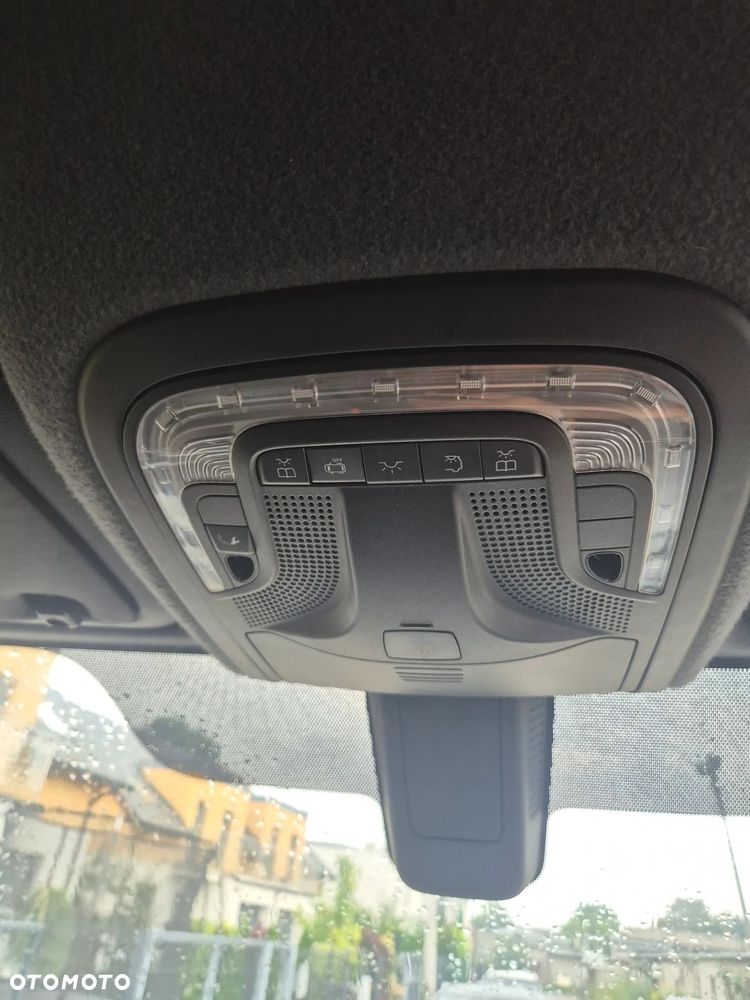 Mercedes-Benz Sprinter - 18