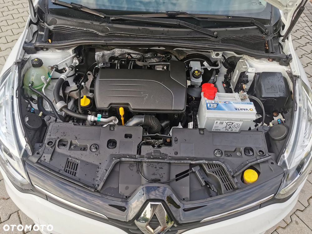 Renault Clio 1.2 16V Limited EU6 - 14