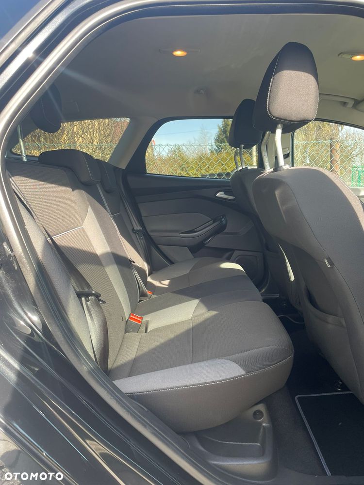 Ford Focus - 24