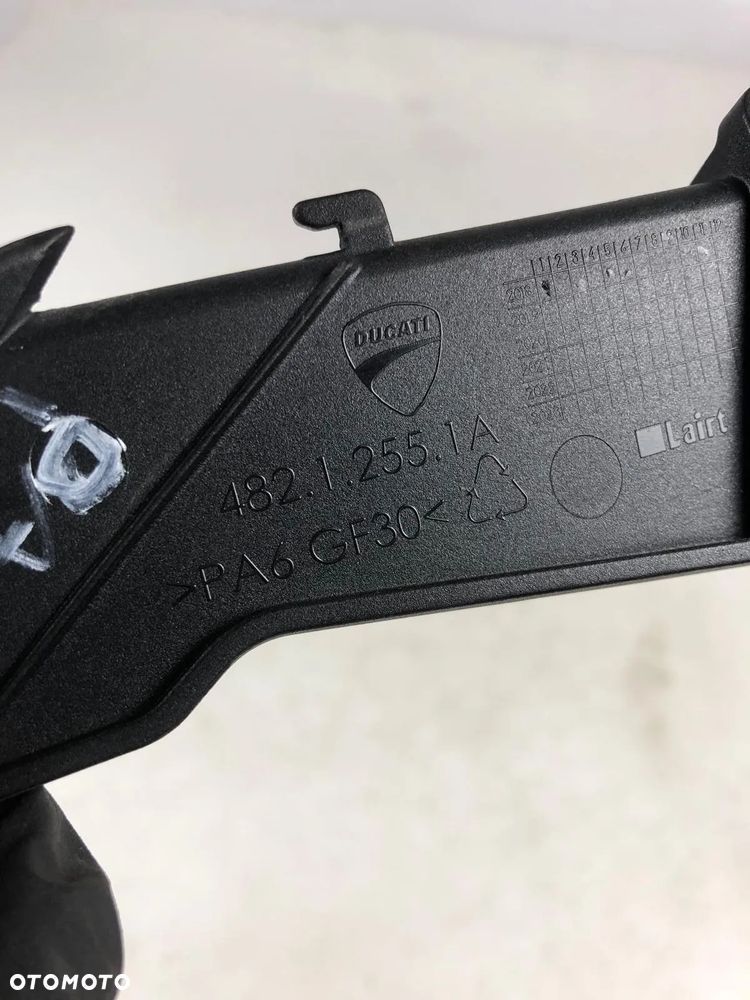 Ducati Panigale V4 18- Ogon Wypełnienie Owiewka Osłona - 6
