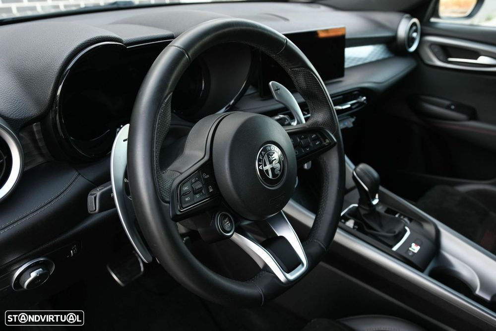 Alfa Romeo Tonale 1.5 Hybrid Edizione Speciale - 8