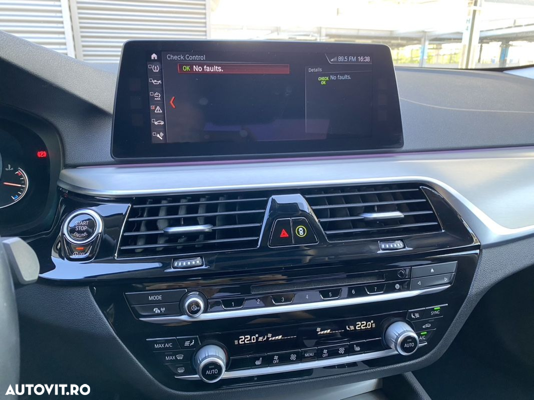 BMW Seria 5 520d xDrive Aut. Sport Line - 23