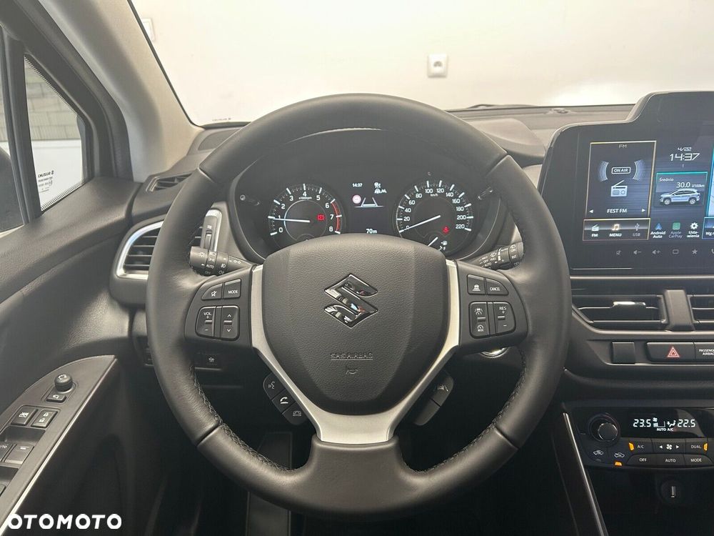 Suzuki SX4 S-Cross - 12