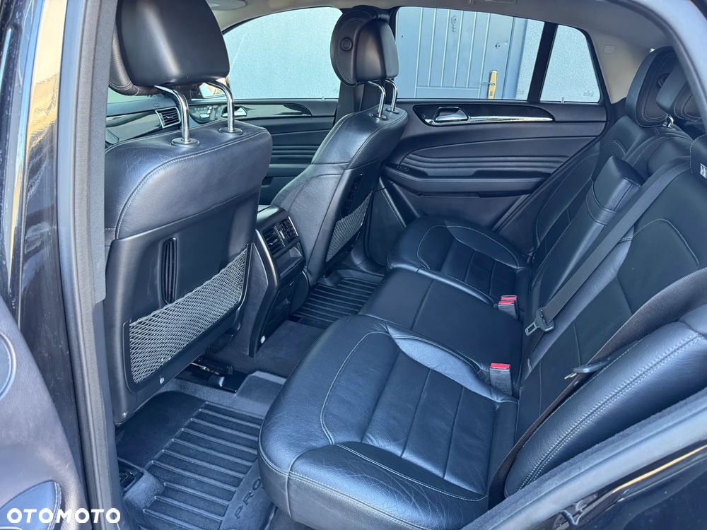 Mercedes-Benz GLE - 22