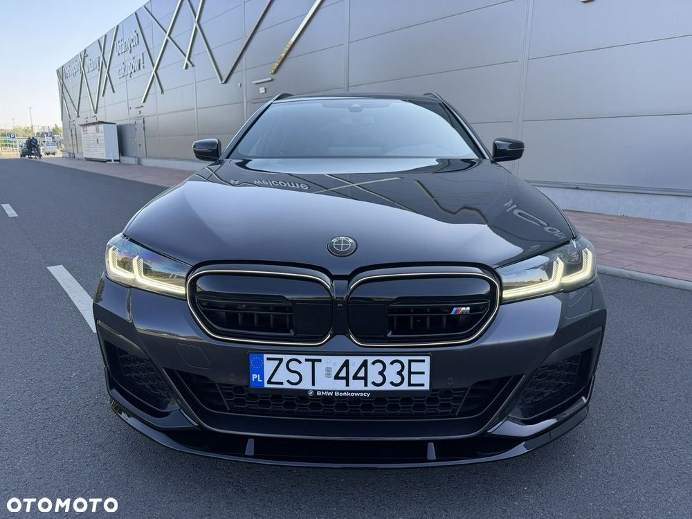 BMW Seria 5 520d xDrive mHEV M Sport sport - 2