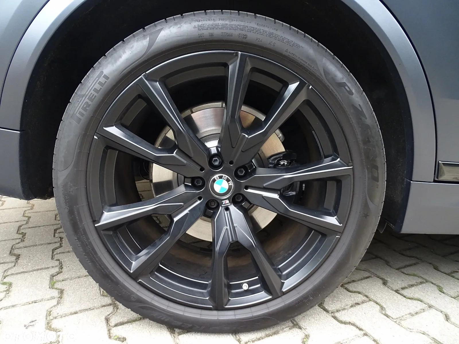 BMW X7 M50d sport - 25