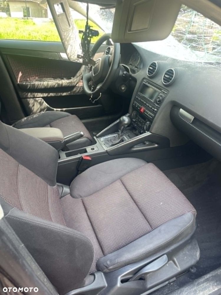 Audi A3 Sportback 2.0 TDI Ambition S tronic - 9