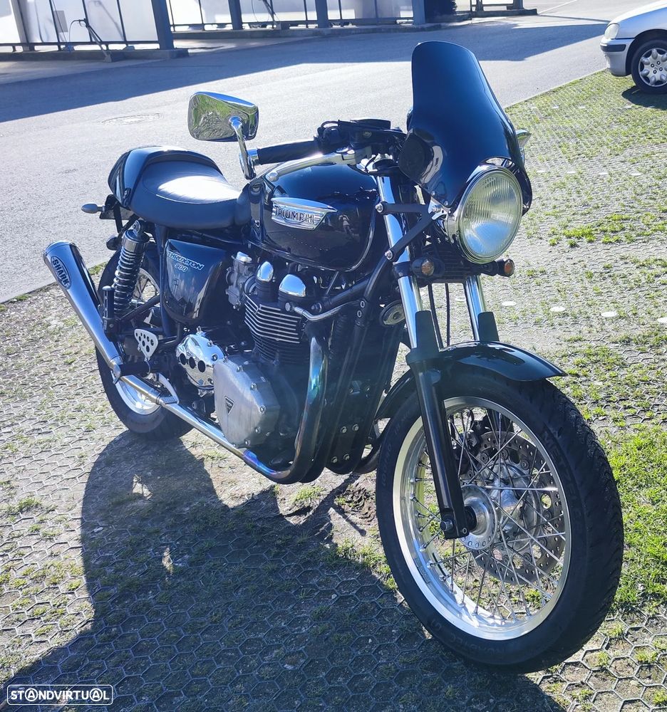 Triumph Thruxton Triumph Thruxton 900 EFI Jet Black - 1