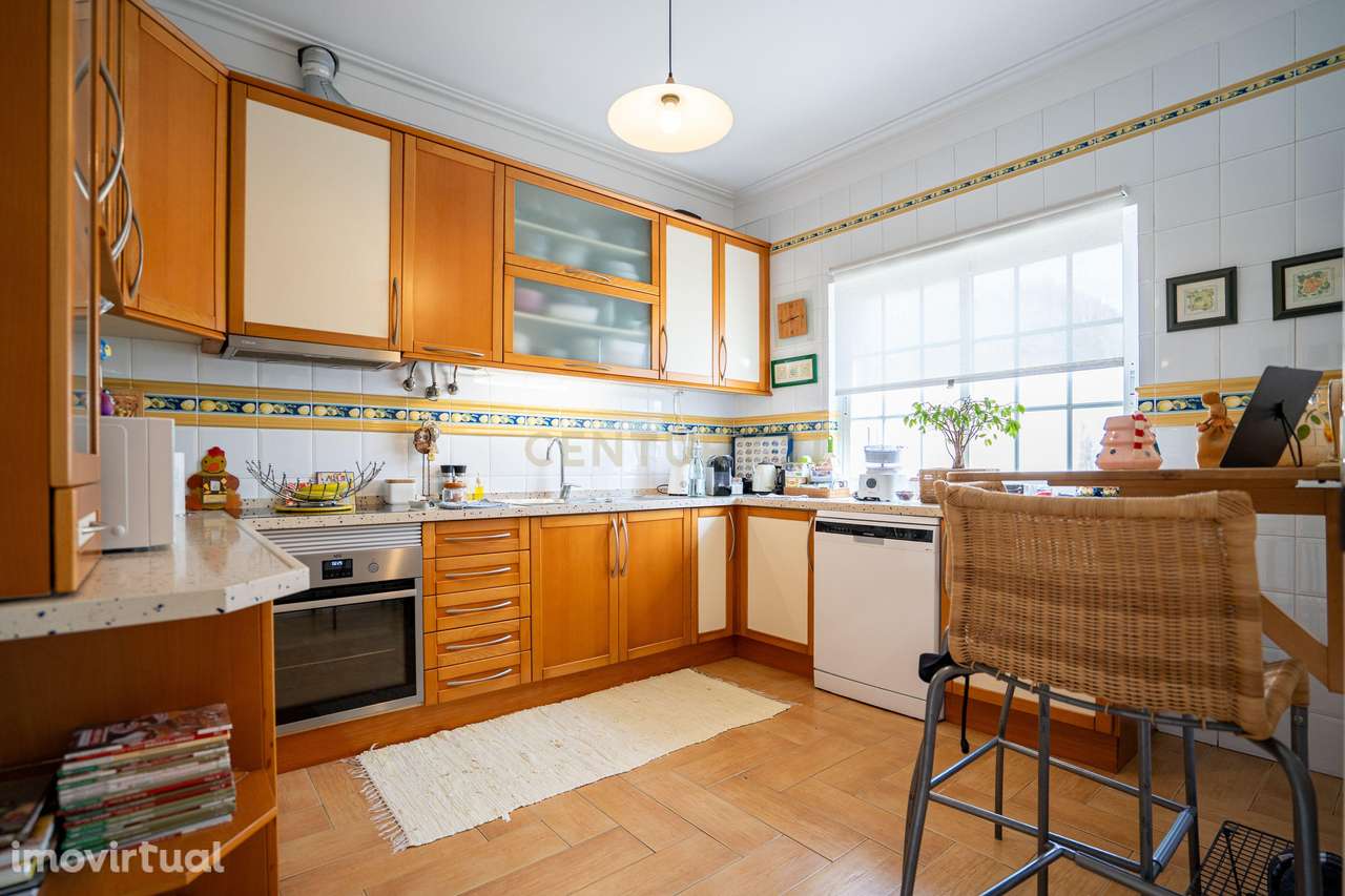 Moradia T4 isolada localizada no Centro da Cidade! - Grande imagem: 3/55