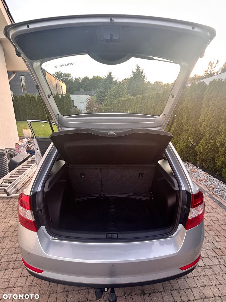 Skoda RAPID 1.6 TDI DPF Ambition - 12