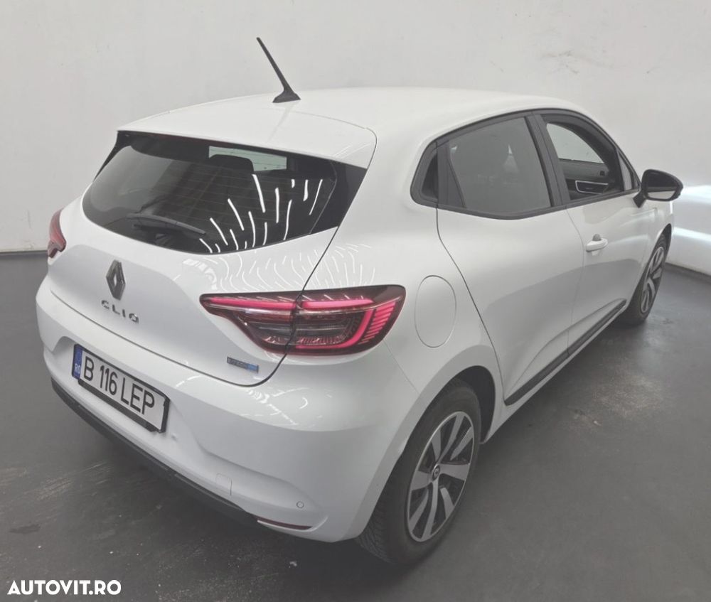 Renault Clio V E-Tech 145 Evolution - 2