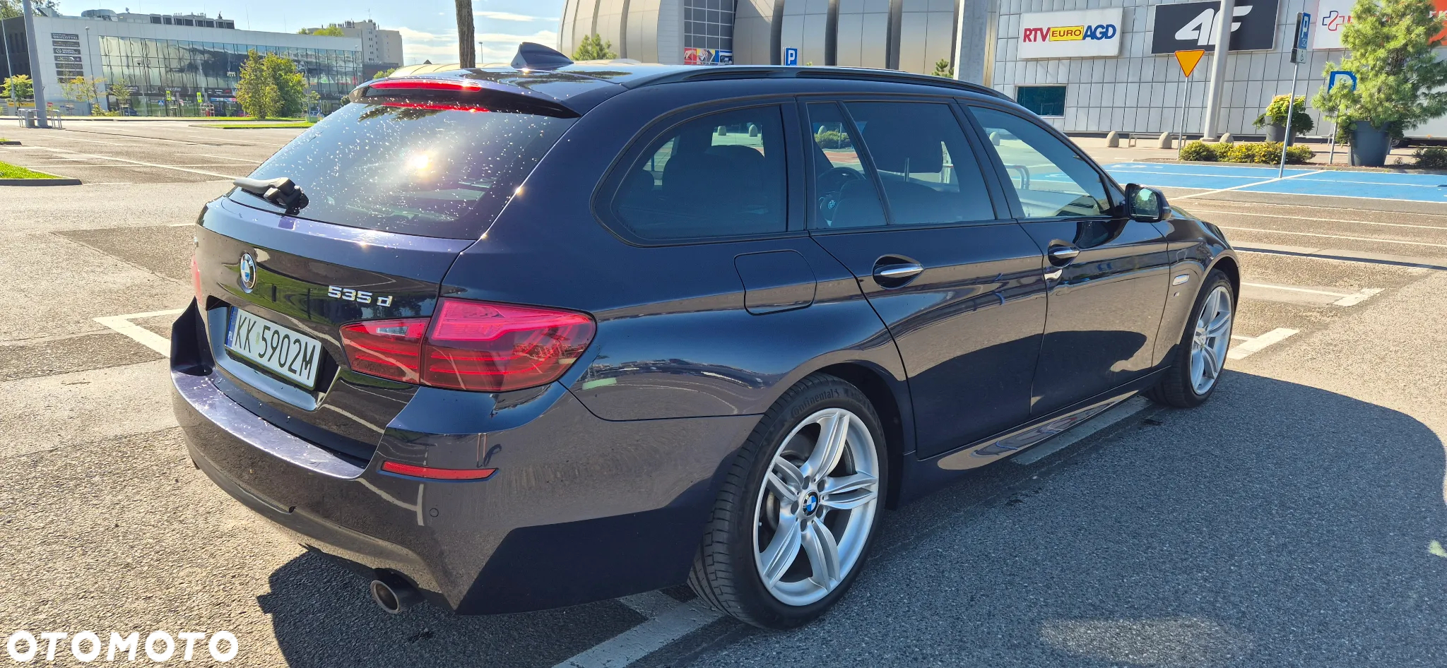BMW Seria 5 535d xDrive Touring Sport-Aut - 2