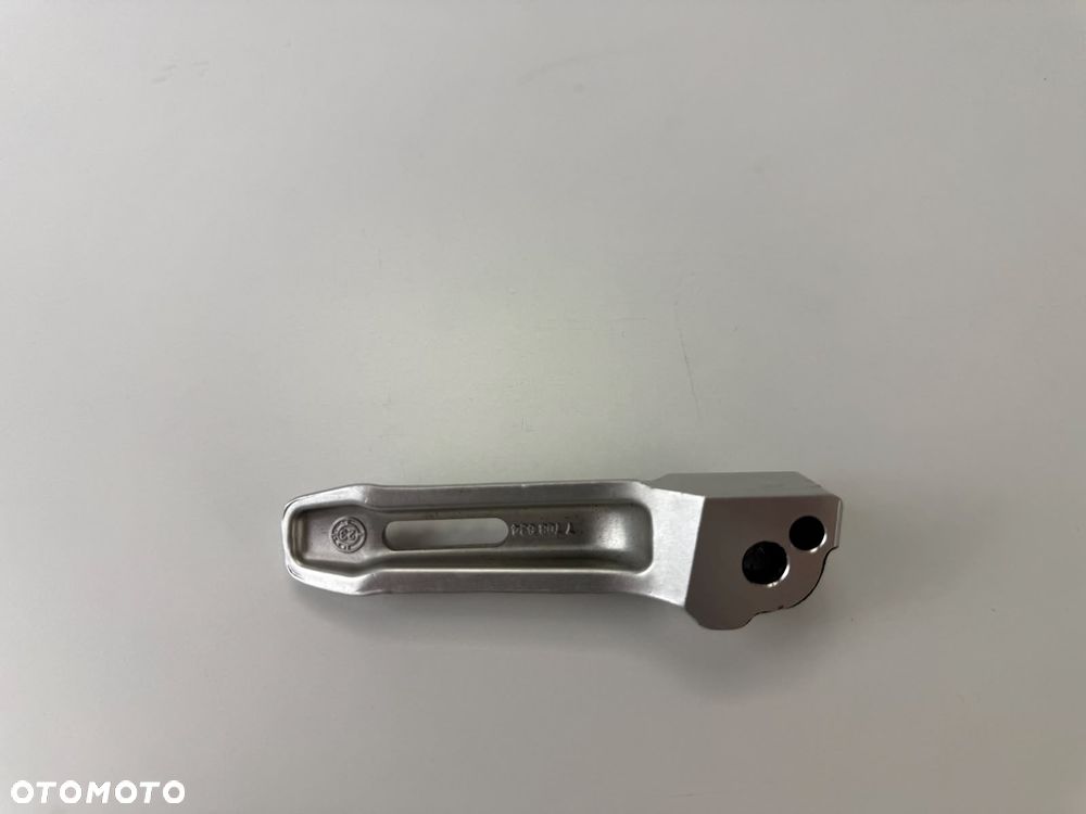 Podnóżek tylny prawy BMW S1000RR K67 2019+ - 13