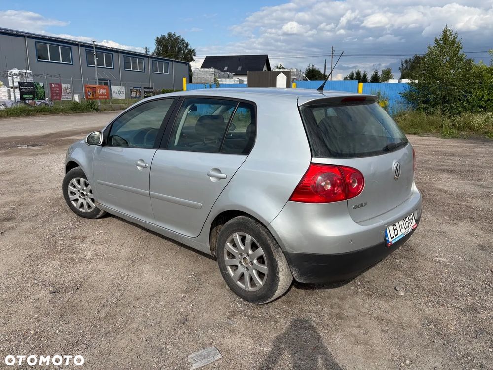 Volkswagen Golf 1.9 TDI DPF Trendline - 2