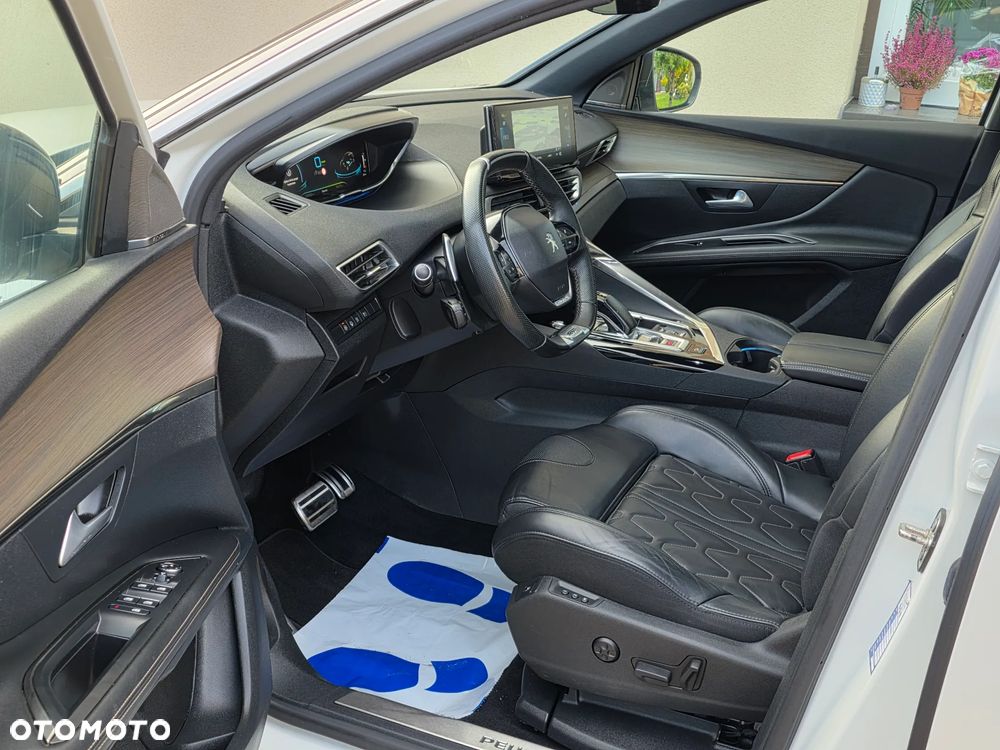 Peugeot 3008 1.6 PureTech Hybrid4 PHEV GT S&S EAT8 - 22