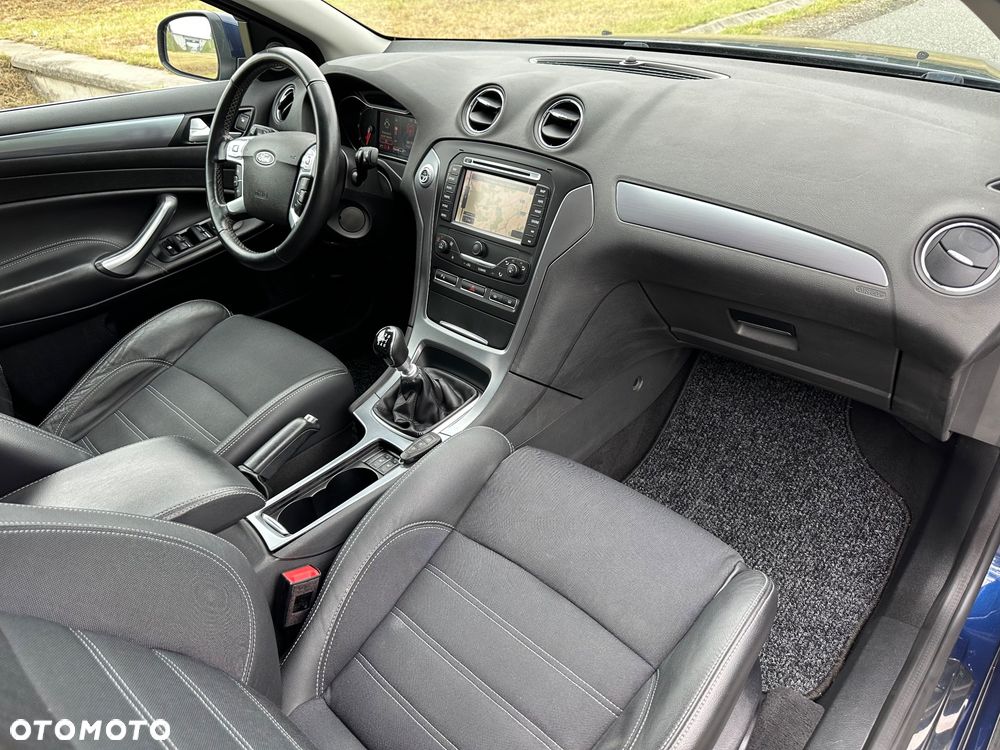 Ford Mondeo 2.0 TDCi Titanium X - 17
