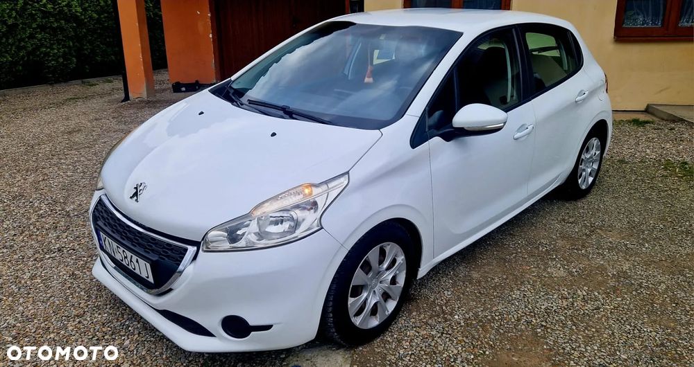 Peugeot 208 1.4 HDi Business Line - 1