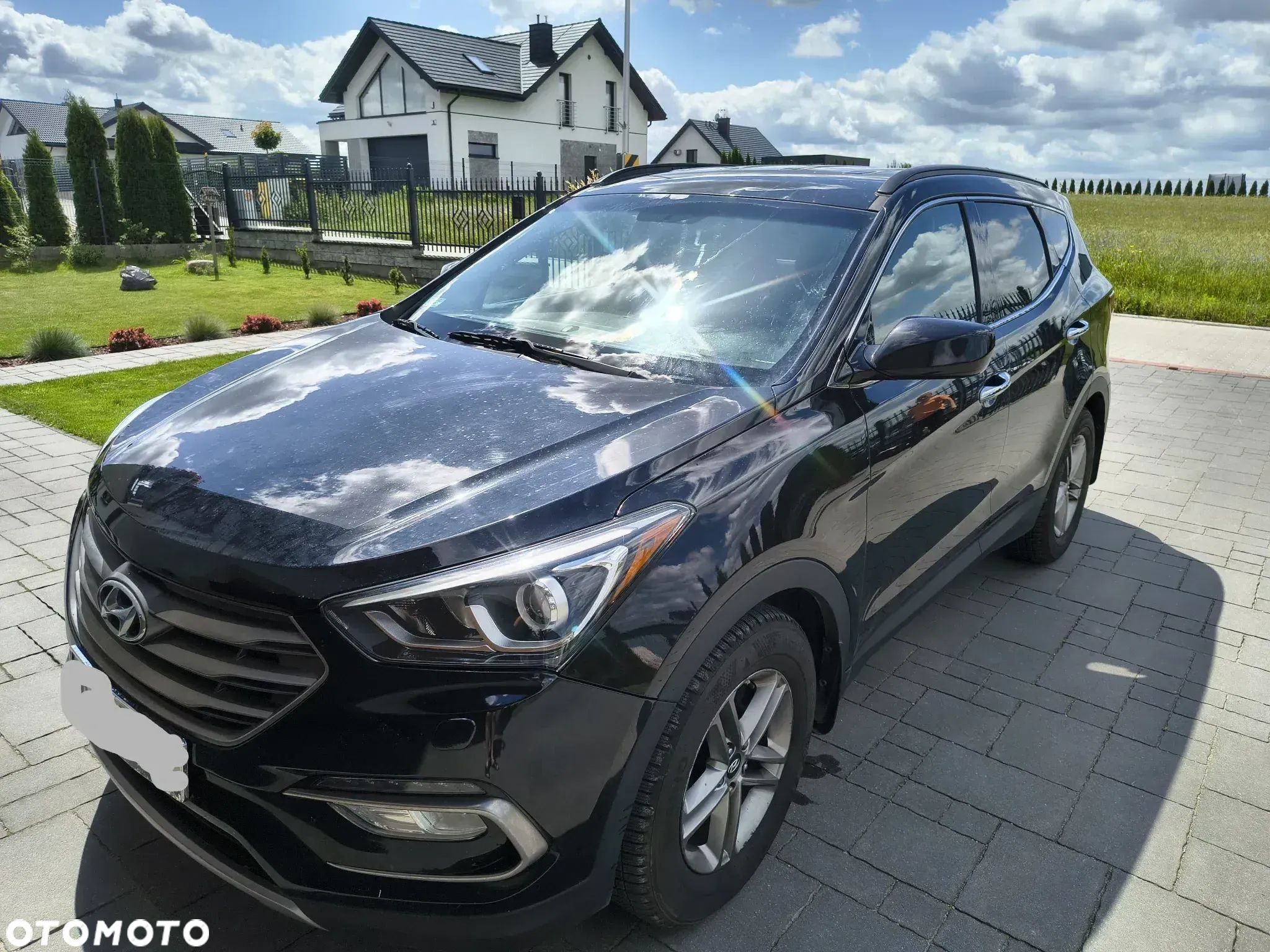 Hyundai Santa Fe - 1