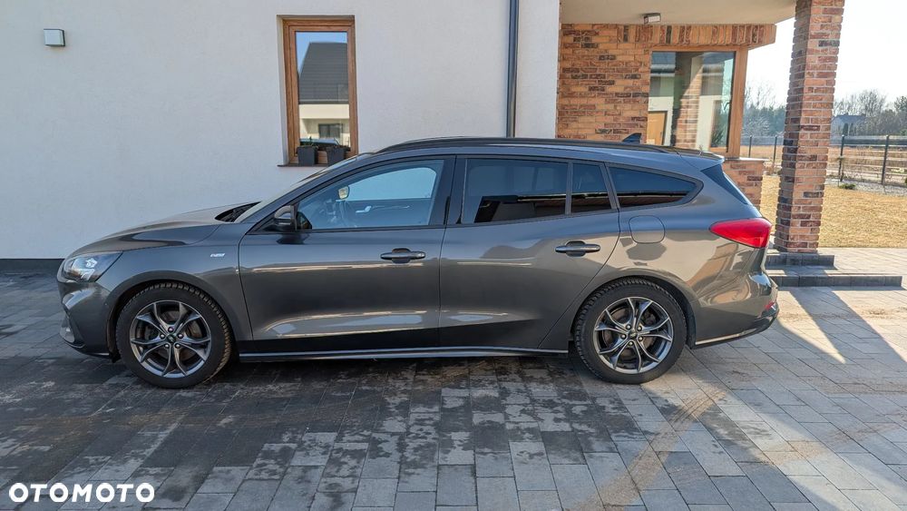 Ford Focus 1.5 EcoBoost ST-Line - 2