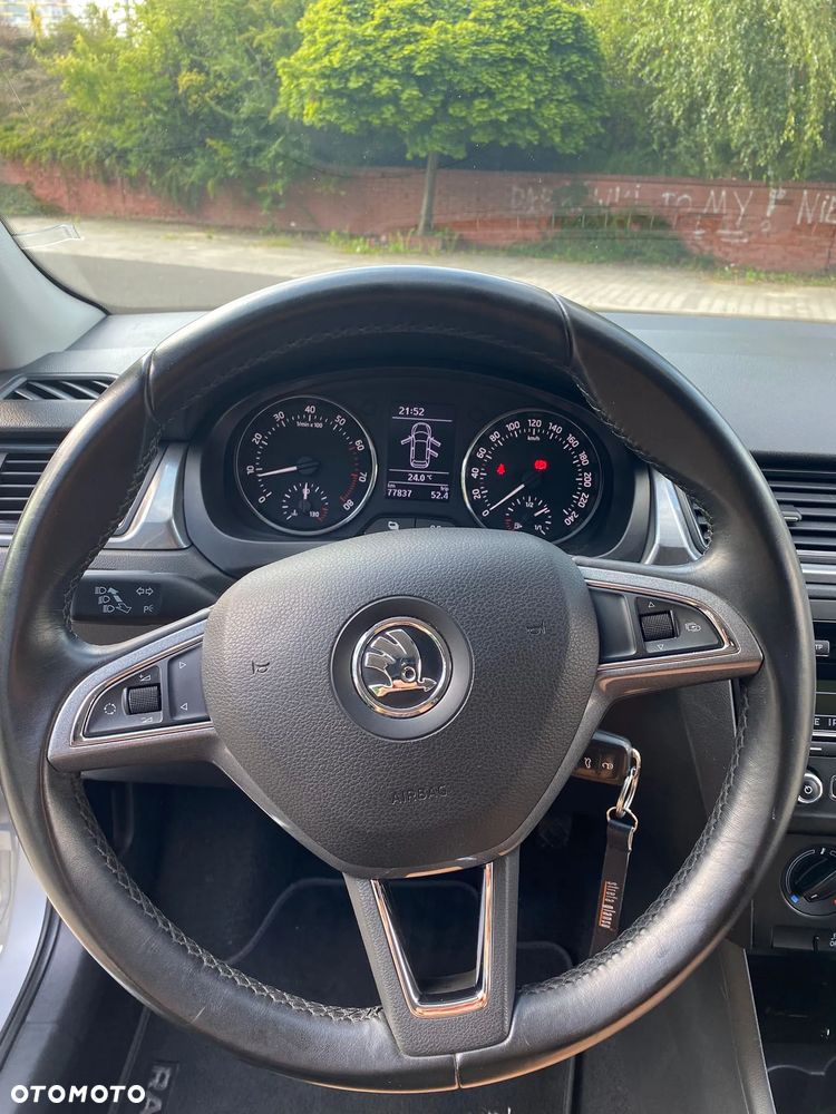 Skoda RAPID 1.2 TSI Active - 15