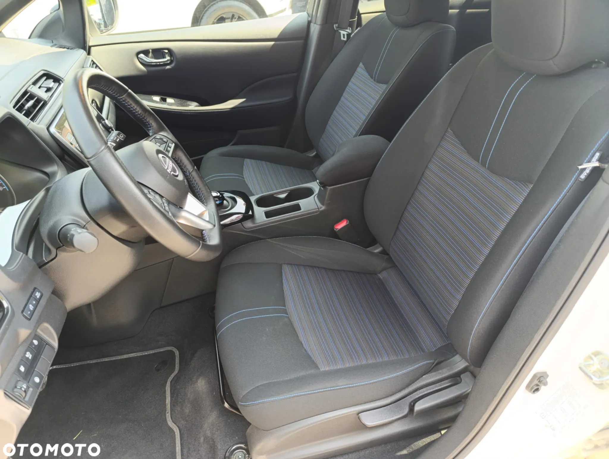Nissan Leaf 40kWh N-Connecta - 7