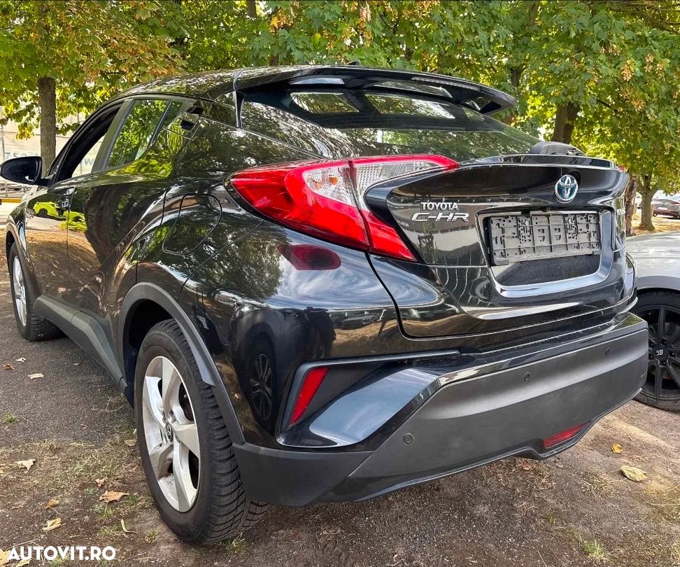 Toyota C-HR Flow - 5