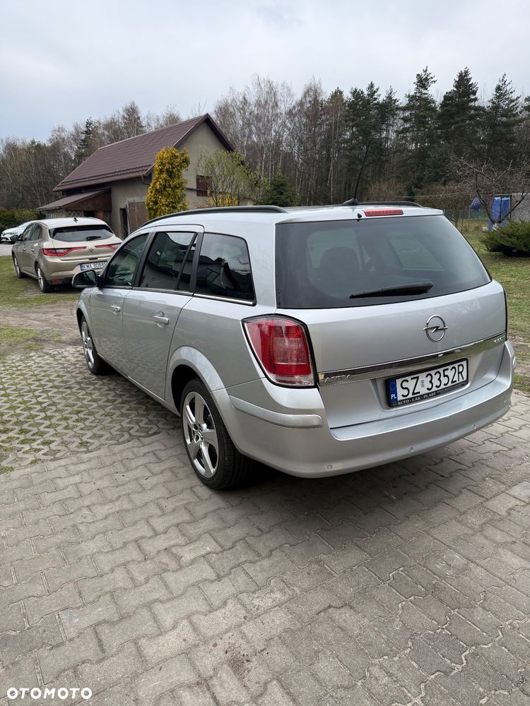 Opel Astra 1.7 CDTI ecoFLEX - 4