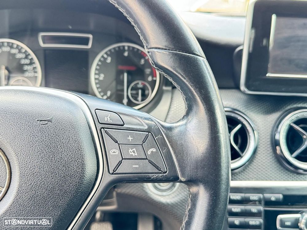 Mercedes-Benz A 180 CDI BlueEFFICIENCY - 18