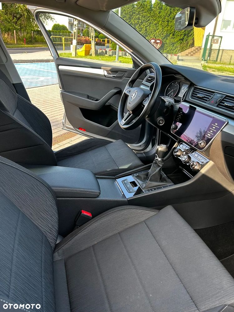 Skoda Superb 2.0 TDI Ambition - 12
