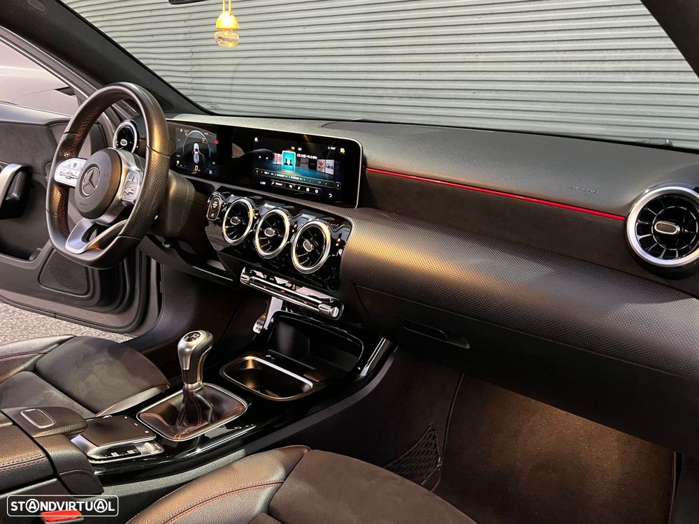 Mercedes-Benz A 160 AMG Line - 24