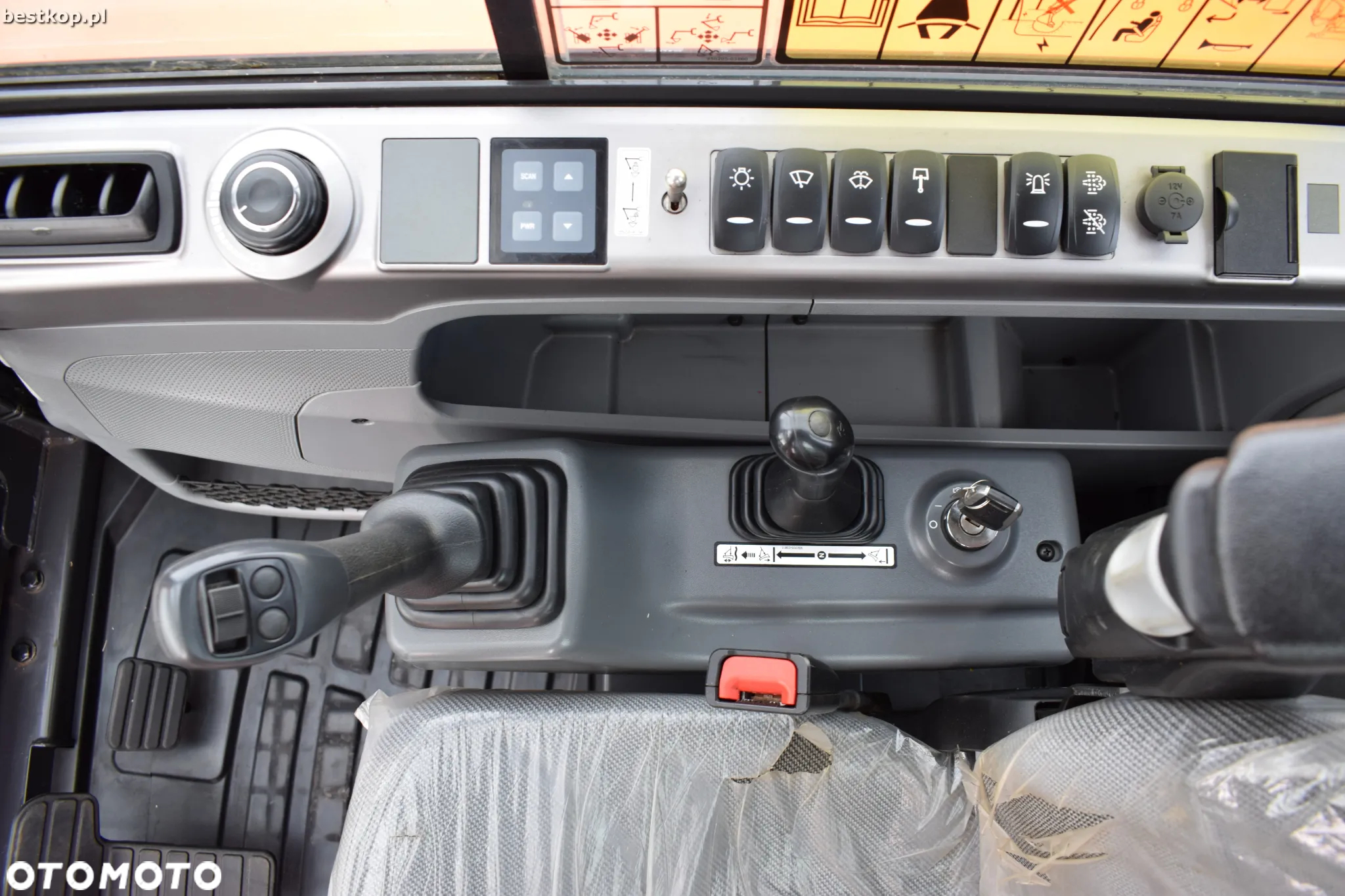 Doosan DX62R-3 - 30