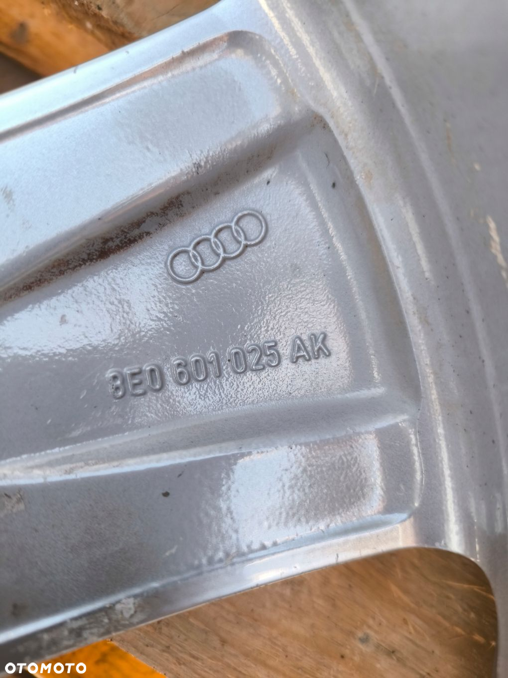 FELGA FELGI VW AUDI A3 A4 A6 ITP 8.0J R18 ET43 8E0601025AK *5E* - 14
