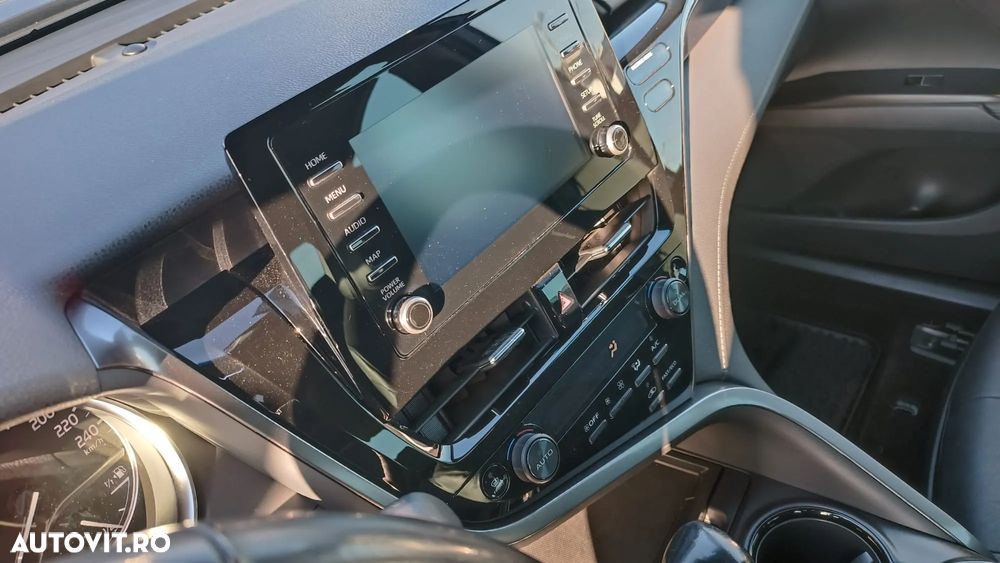 Toyota Camry 2.5 Hybrid Business - 7