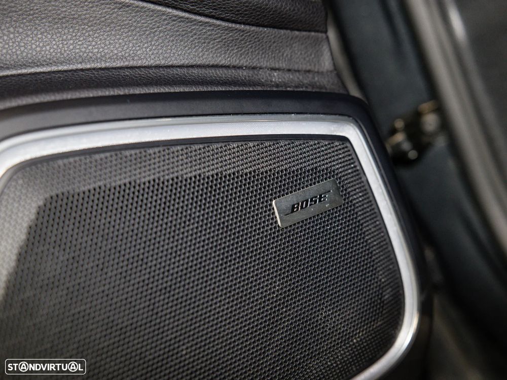 Porsche Panamera Sport Turismo 4 E-Hybrid Platinum Edition PDLS - 23
