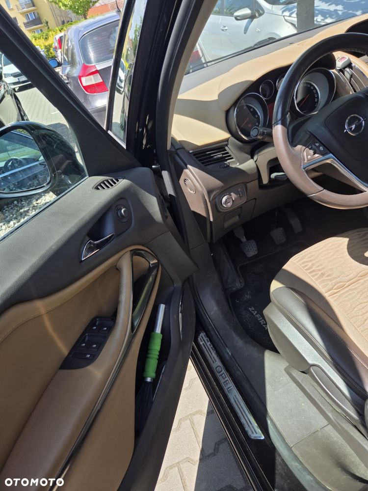 Opel Zafira 2.0 CDTI Cosmo EcoFLEX S&S - 9